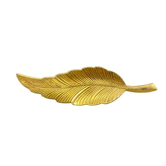 Avon Paisley, DuBarry Fifth Avenue Leaf, and Love Knot Rope Vintage Gold Tone Br - Picture 6 of 7